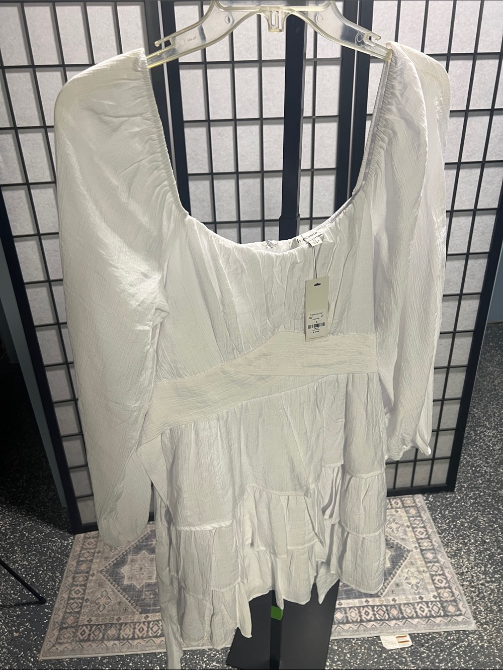Francesca's White Textured Peasant Top